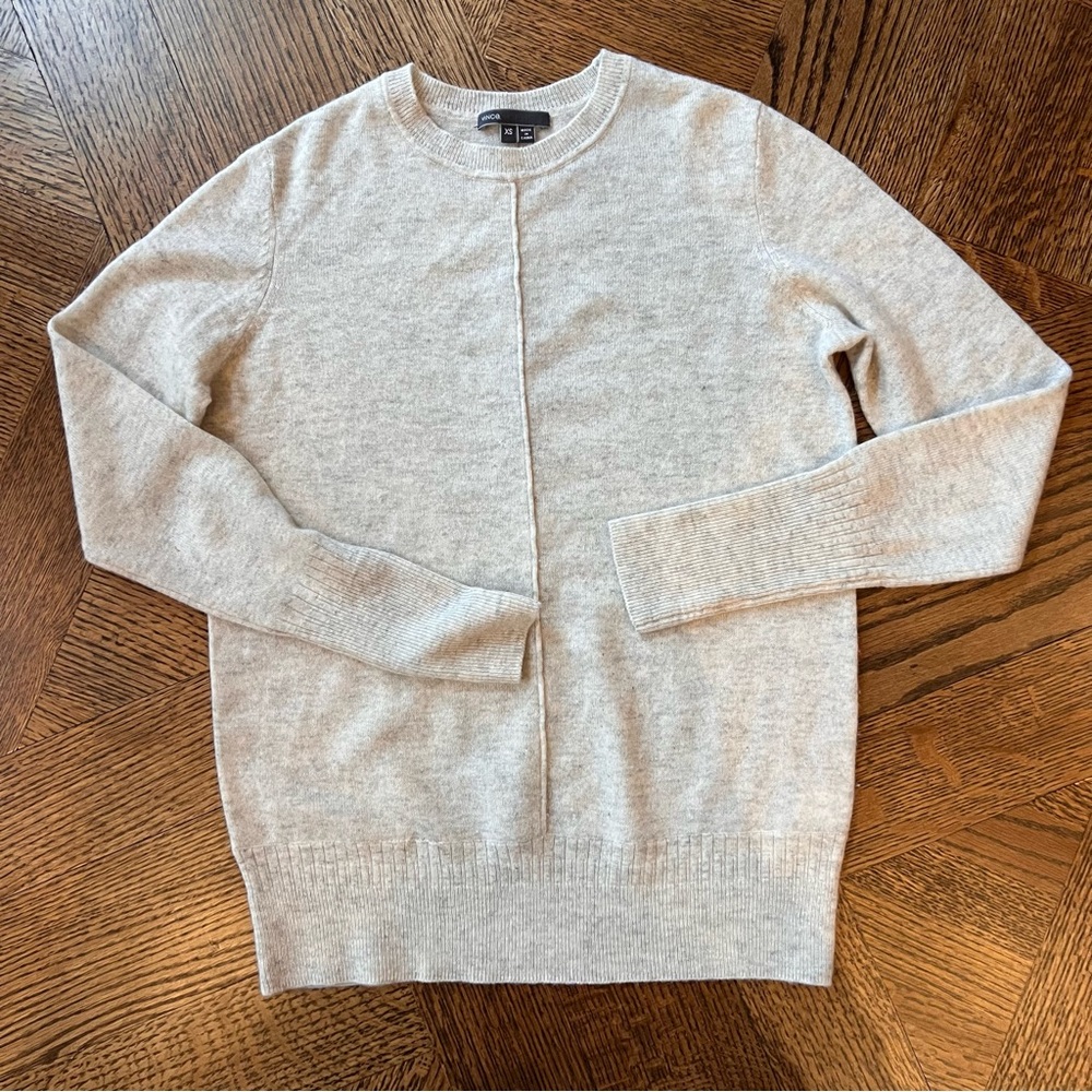 Women’s Crewneck Sweater in Light Gray